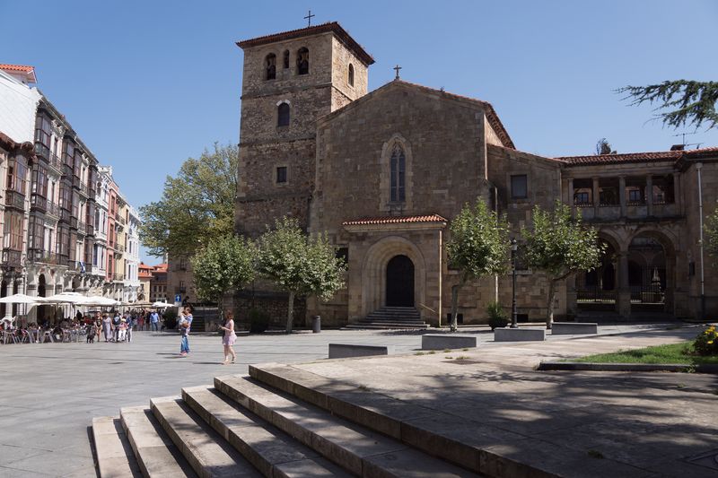 File:Asturias-01Sep18-2.jpg